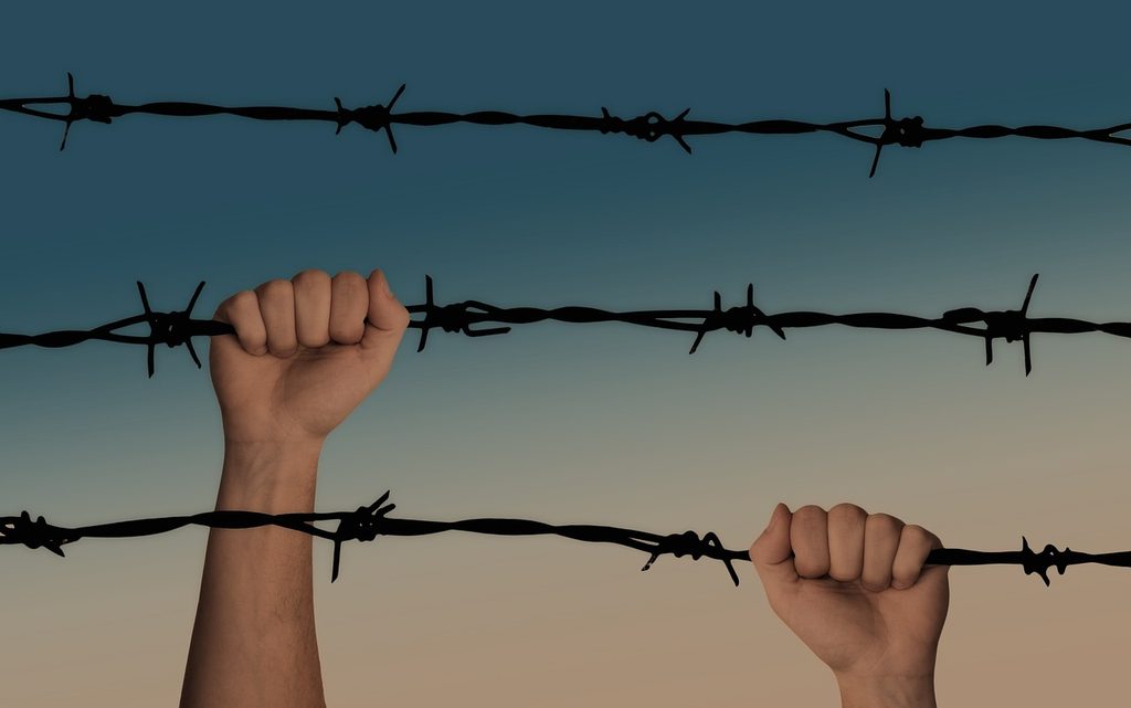 Aproape 80.000 de migranți în Ceuta. Mii de minori au rămas în grija Spaniei