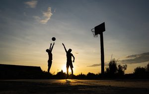 Doi tineri români din Spania, convocați la Eurobaschet U16