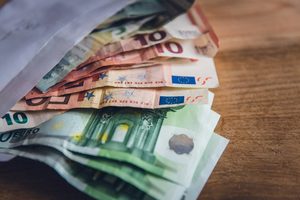 Românii care lucrează în alt stat UE vor avea mai multă securitate socială